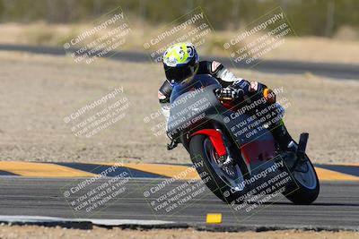 media/Feb-03-2024-SoCal Trackdays (Sat) [[767c60a41c]]/8-Turn 7 (1140am)/